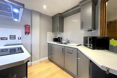 2 bed flat, Rutherford Street, Newcastle Upon Tyne, Newcastle, NE45DP - Image 2